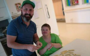 Andreas und Daniela basteln gerade